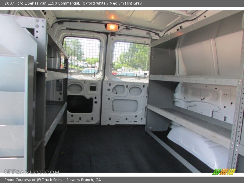 Oxford White / Medium Flint Grey 2007 Ford E Series Van E150 Commercial