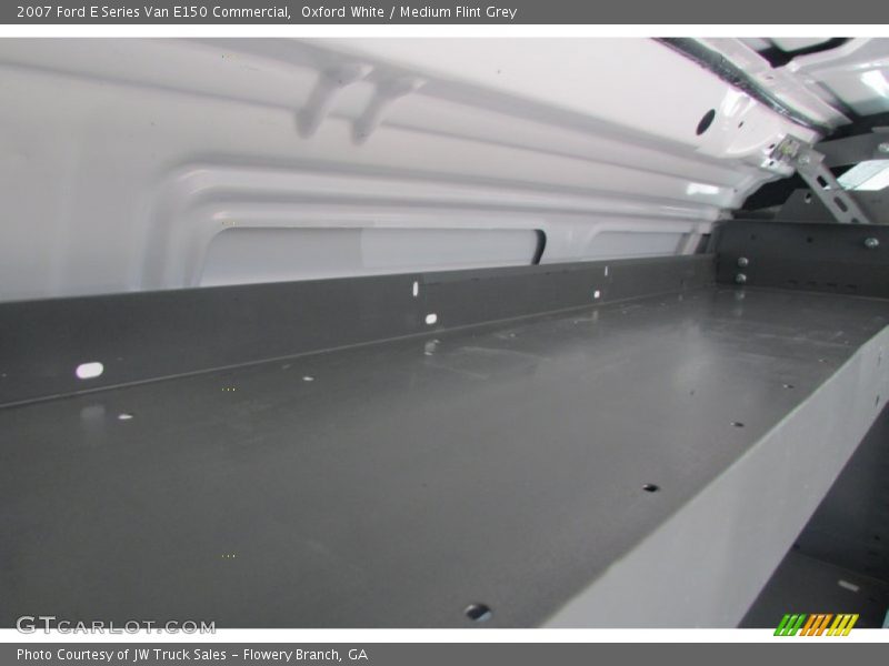 Oxford White / Medium Flint Grey 2007 Ford E Series Van E150 Commercial