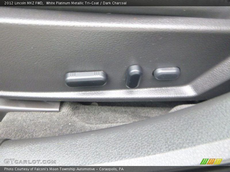 White Platinum Metallic Tri-Coat / Dark Charcoal 2012 Lincoln MKZ FWD