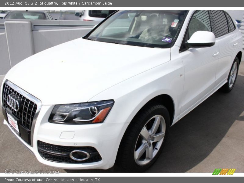 Ibis White / Cardamom Beige 2012 Audi Q5 3.2 FSI quattro