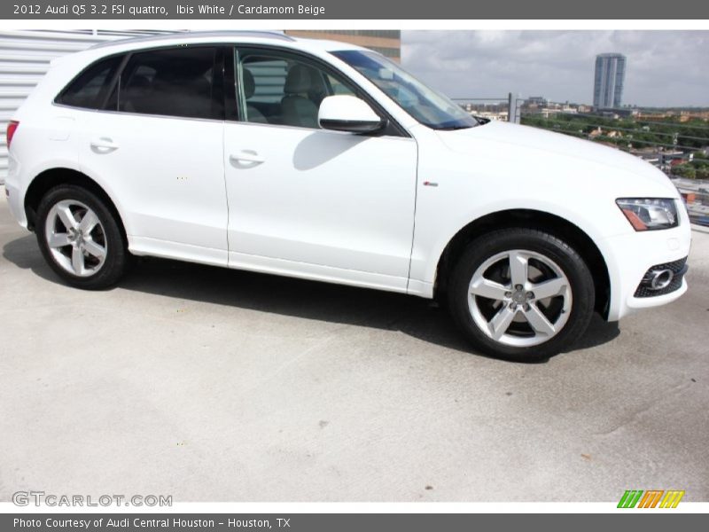 Ibis White / Cardamom Beige 2012 Audi Q5 3.2 FSI quattro