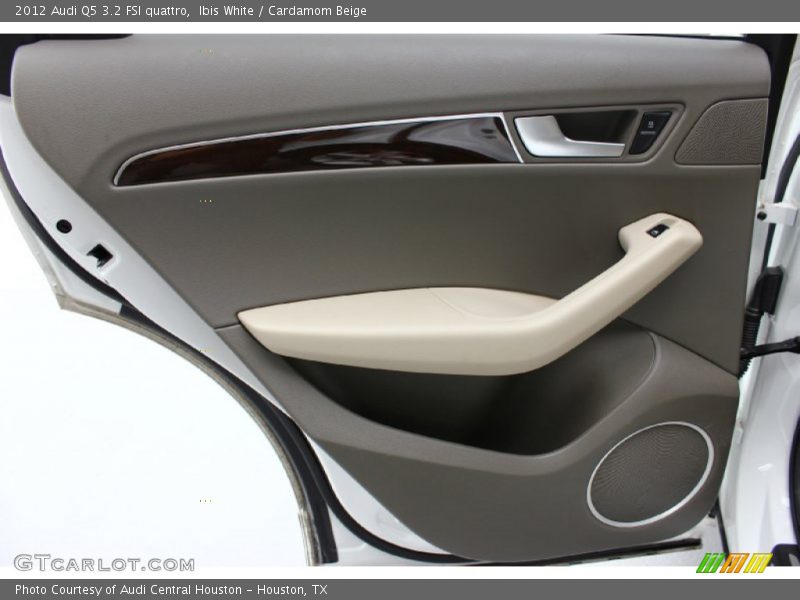 Ibis White / Cardamom Beige 2012 Audi Q5 3.2 FSI quattro