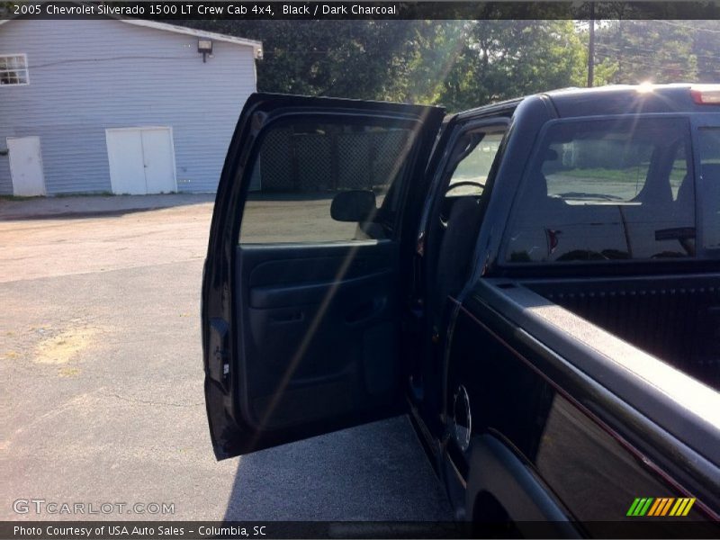 Black / Dark Charcoal 2005 Chevrolet Silverado 1500 LT Crew Cab 4x4