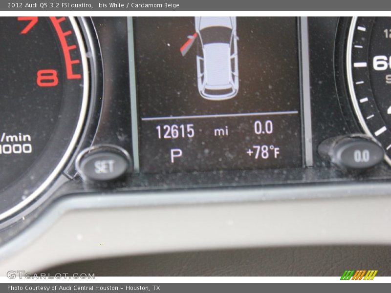 Ibis White / Cardamom Beige 2012 Audi Q5 3.2 FSI quattro