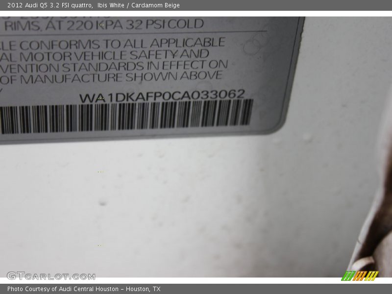 Ibis White / Cardamom Beige 2012 Audi Q5 3.2 FSI quattro