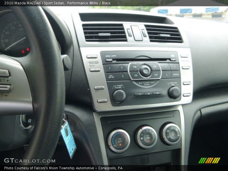 Performance White / Black 2010 Mazda MAZDA6 i Sport Sedan