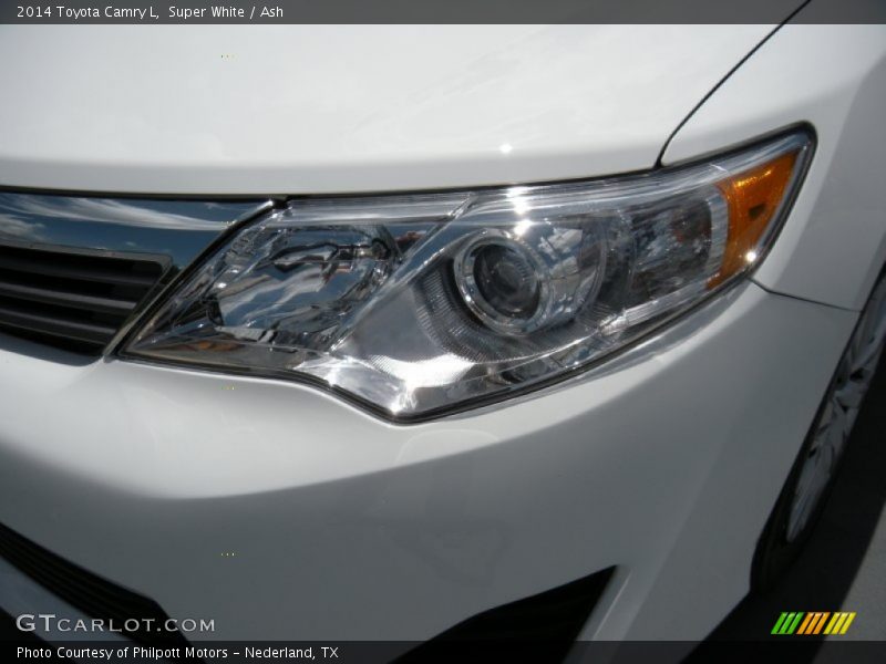 Super White / Ash 2014 Toyota Camry L