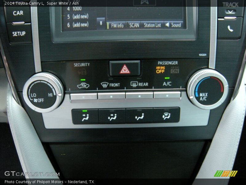 Super White / Ash 2014 Toyota Camry L