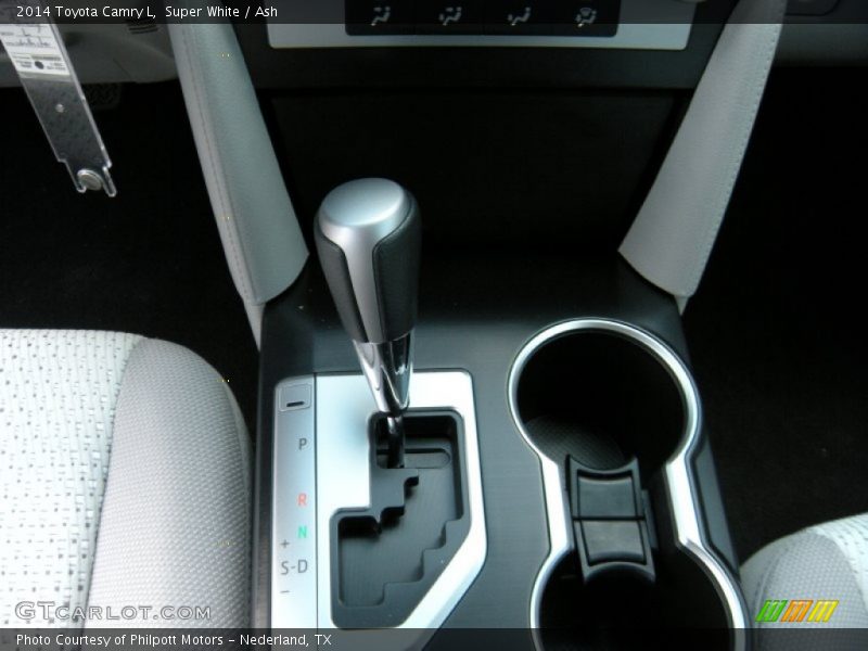 Super White / Ash 2014 Toyota Camry L