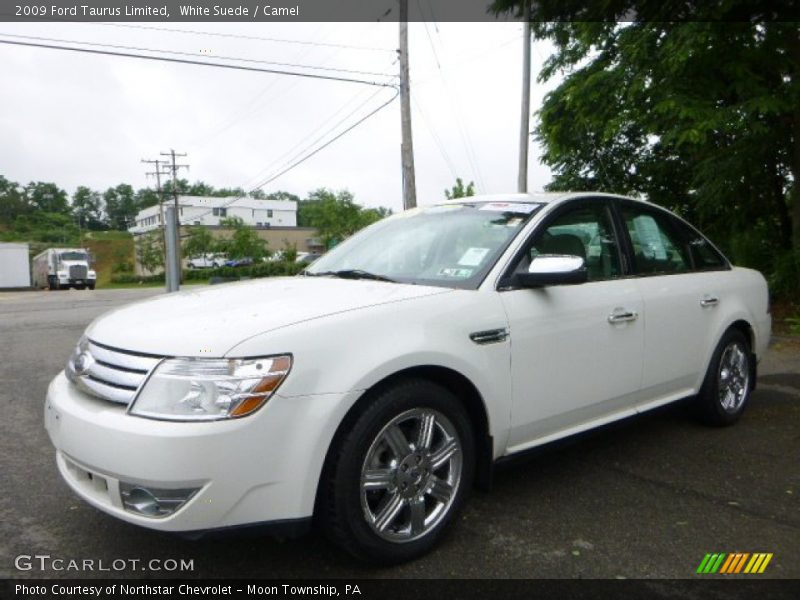 Front 3/4 View of 2009 Taurus Limited
