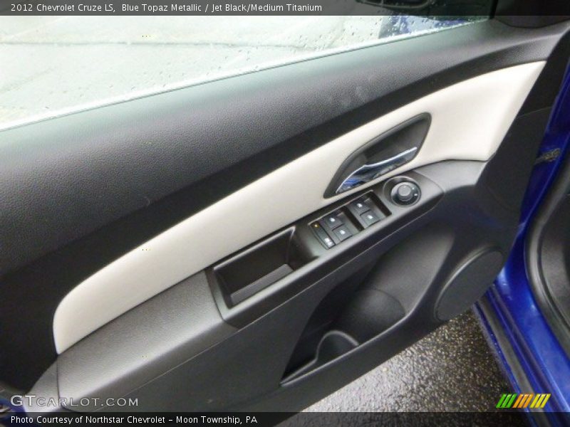 Blue Topaz Metallic / Jet Black/Medium Titanium 2012 Chevrolet Cruze LS