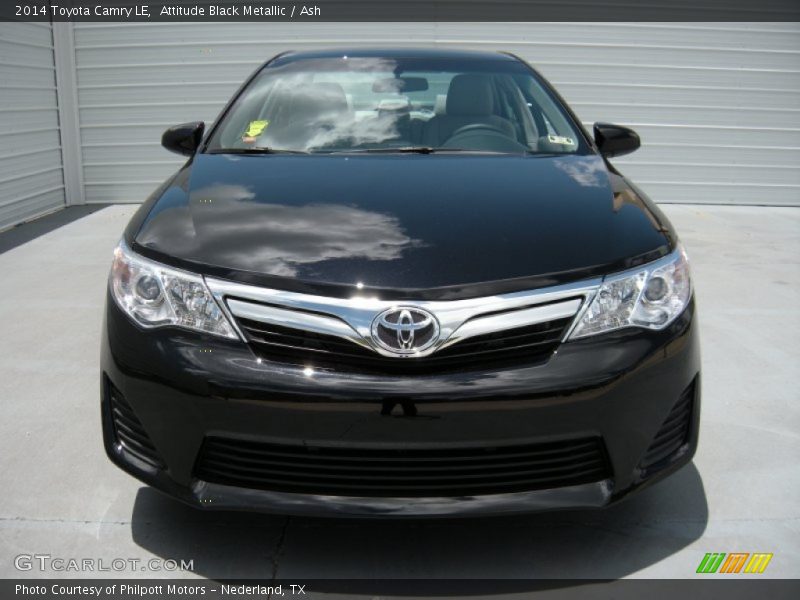 Attitude Black Metallic / Ash 2014 Toyota Camry LE