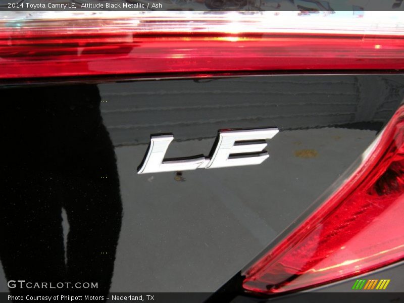 Attitude Black Metallic / Ash 2014 Toyota Camry LE