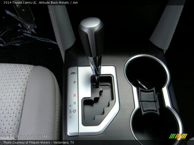 Attitude Black Metallic / Ash 2014 Toyota Camry LE
