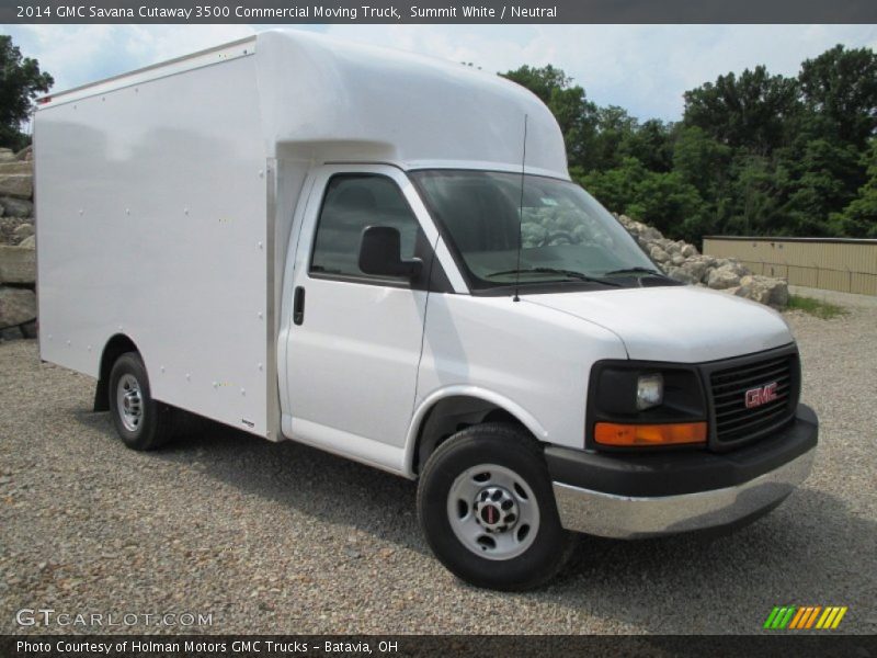 Front 3/4 View of 2014 Savana Cutaway 3500 Commercial Moving Truck