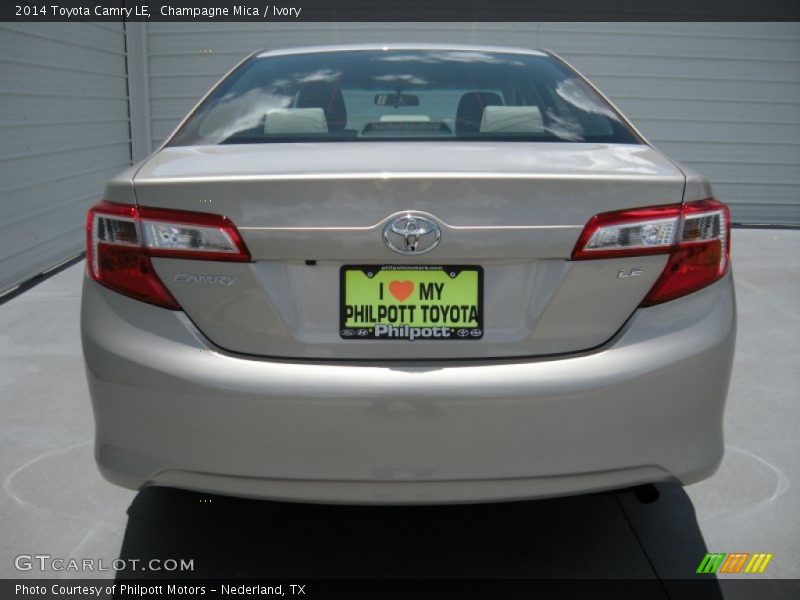 Champagne Mica / Ivory 2014 Toyota Camry LE
