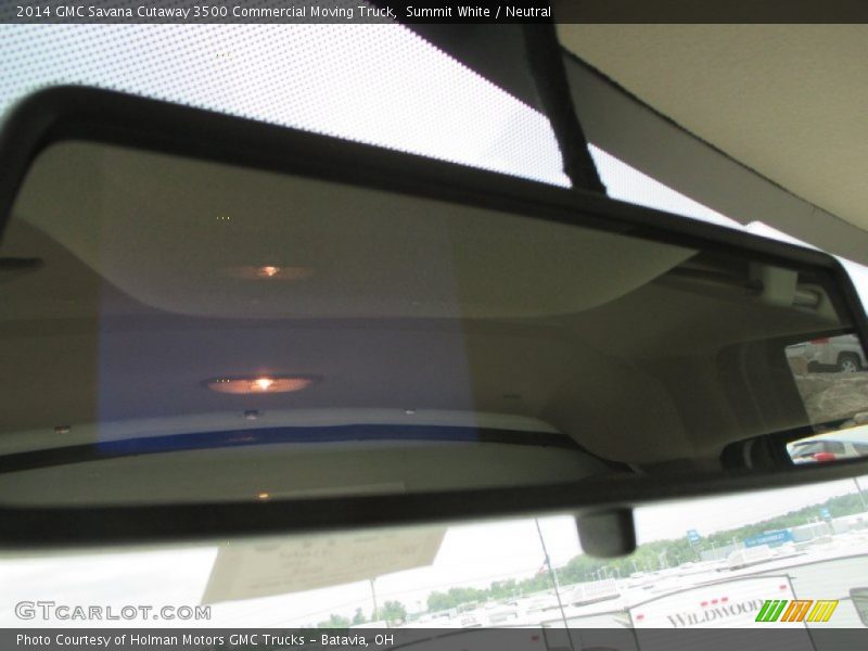 Summit White / Neutral 2014 GMC Savana Cutaway 3500 Commercial Moving Truck