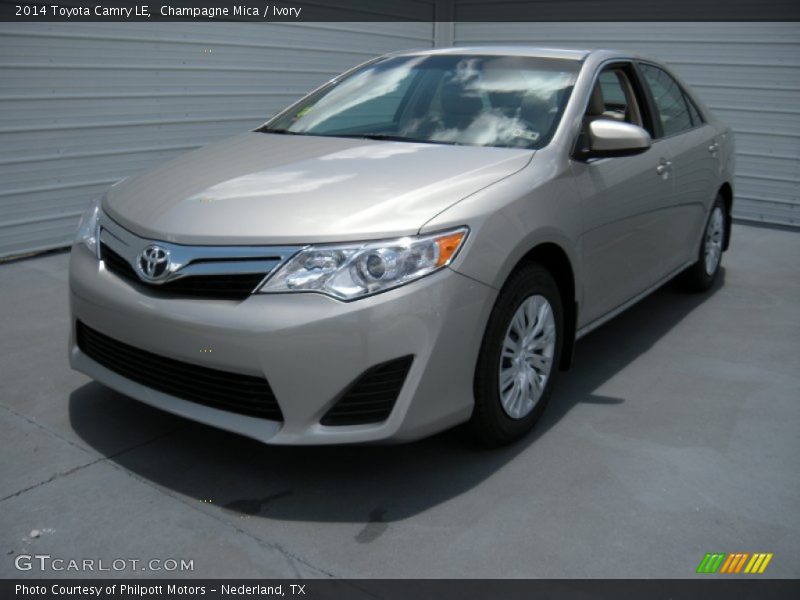 Champagne Mica / Ivory 2014 Toyota Camry LE