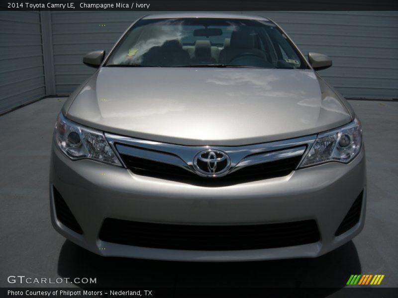 Champagne Mica / Ivory 2014 Toyota Camry LE