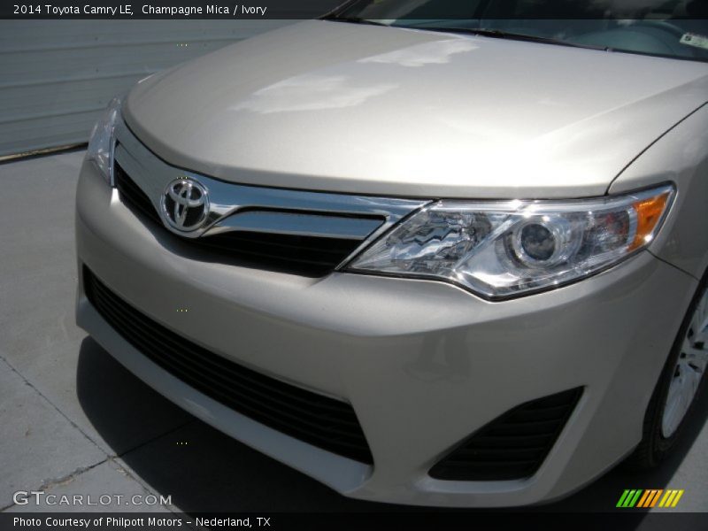 Champagne Mica / Ivory 2014 Toyota Camry LE