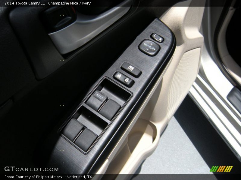 Champagne Mica / Ivory 2014 Toyota Camry LE