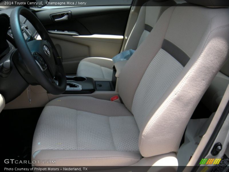 Champagne Mica / Ivory 2014 Toyota Camry LE