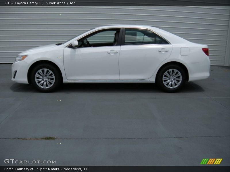 Super White / Ash 2014 Toyota Camry LE