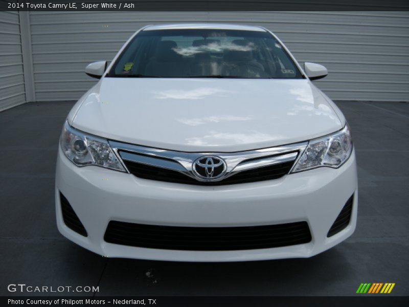 Super White / Ash 2014 Toyota Camry LE