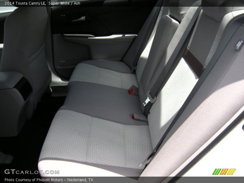 Super White / Ash 2014 Toyota Camry LE