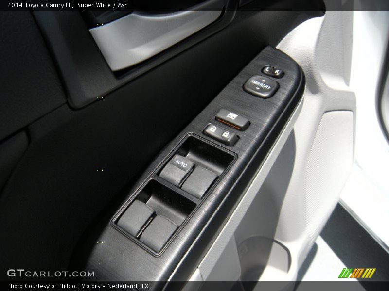 Super White / Ash 2014 Toyota Camry LE