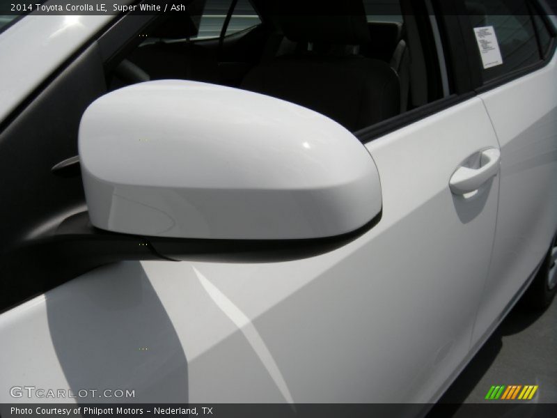 Super White / Ash 2014 Toyota Corolla LE