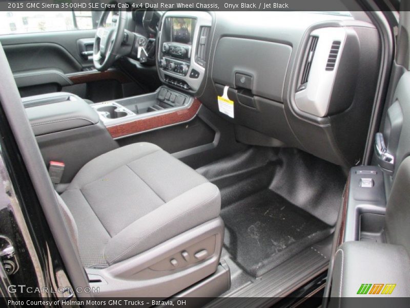 Onyx Black / Jet Black 2015 GMC Sierra 3500HD SLE Crew Cab 4x4 Dual Rear Wheel Chassis