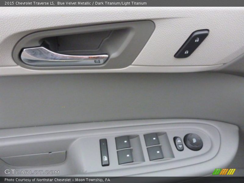 Controls of 2015 Traverse LS