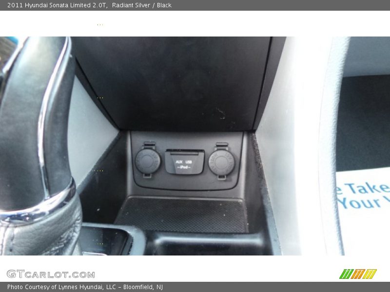 Radiant Silver / Black 2011 Hyundai Sonata Limited 2.0T