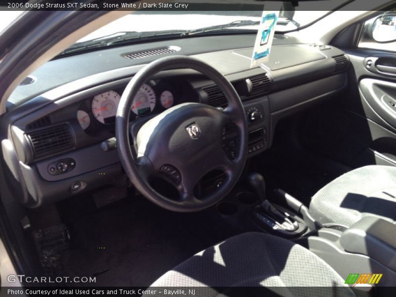 Stone White / Dark Slate Grey 2006 Dodge Stratus SXT Sedan