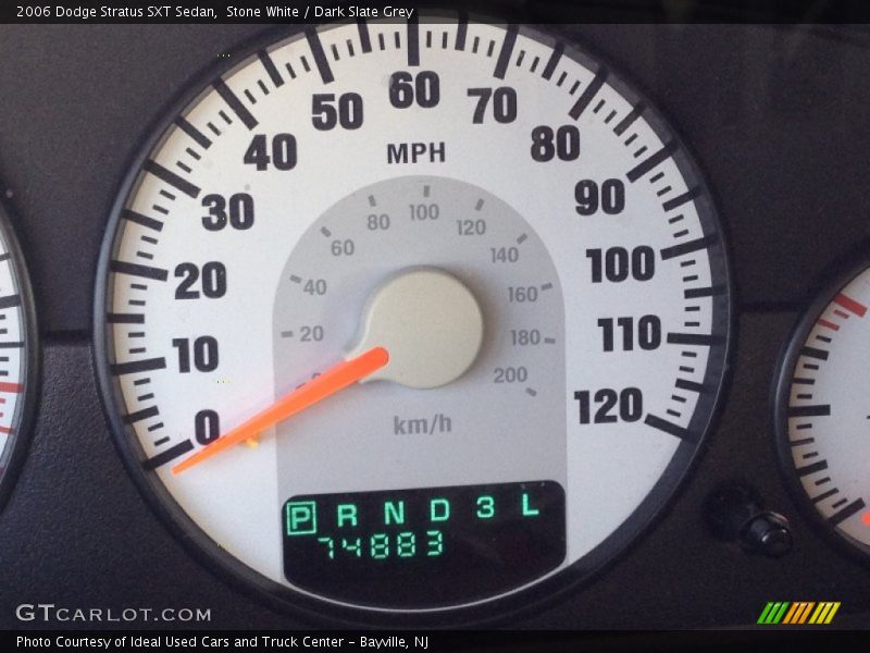 Stone White / Dark Slate Grey 2006 Dodge Stratus SXT Sedan