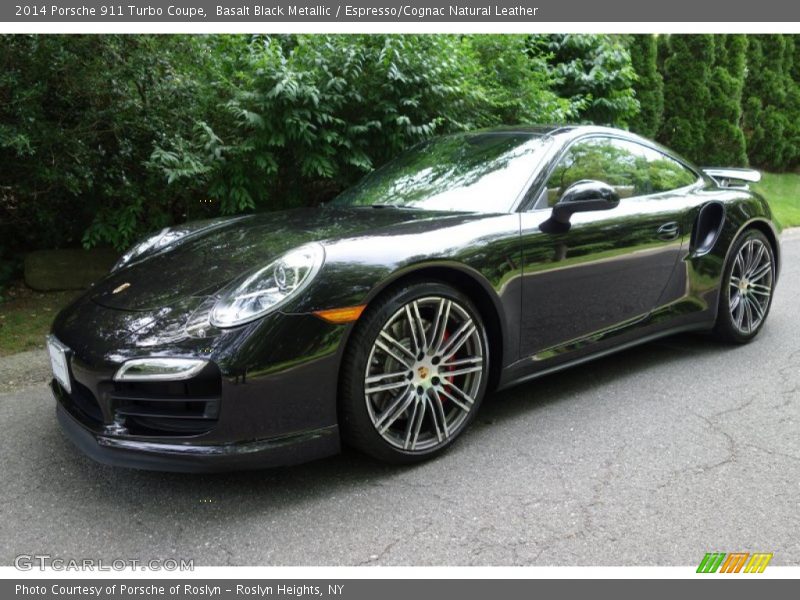 Front 3/4 View of 2014 911 Turbo Coupe