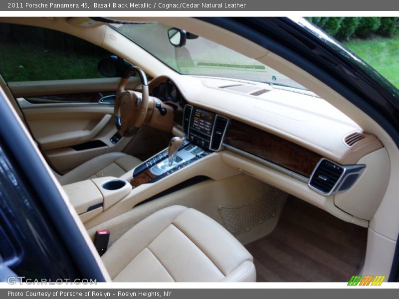 Basalt Black Metallic / Cognac/Cedar Natural Leather 2011 Porsche Panamera 4S