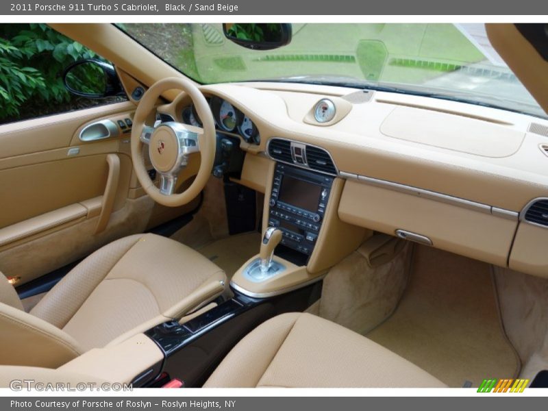 Dashboard of 2011 911 Turbo S Cabriolet