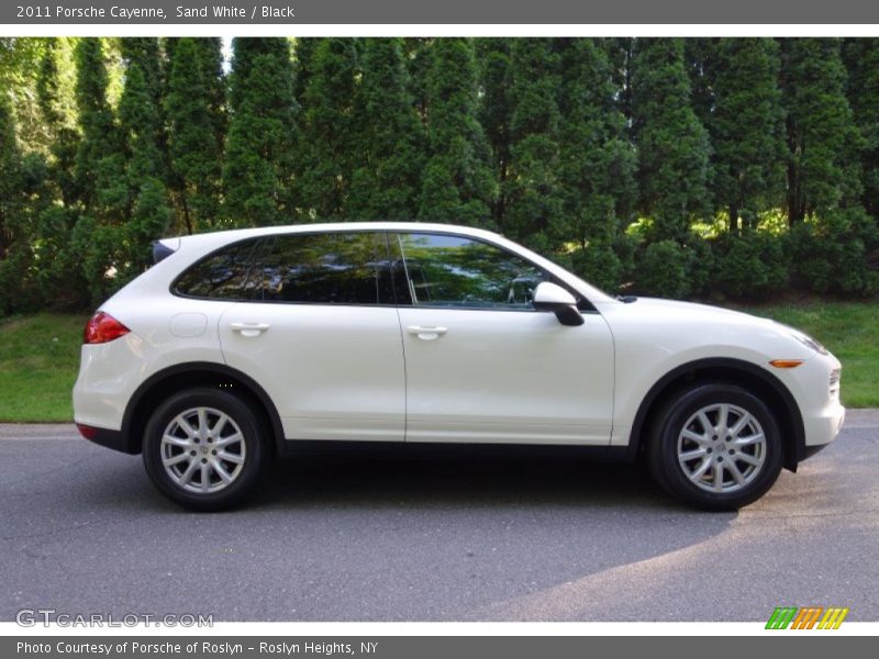 Sand White / Black 2011 Porsche Cayenne