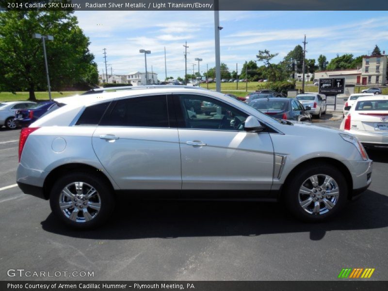 Radiant Silver Metallic / Light Titanium/Ebony 2014 Cadillac SRX Luxury