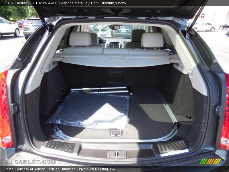 Graphite Metallic / Light Titanium/Ebony 2014 Cadillac SRX Luxury AWD