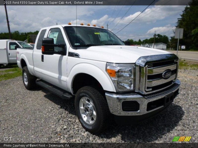 Front 3/4 View of 2015 F350 Super Duty XL Super Cab 4x4