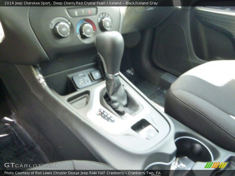 Deep Cherry Red Crystal Pearl / Iceland - Black/Iceland Gray 2014 Jeep Cherokee Sport