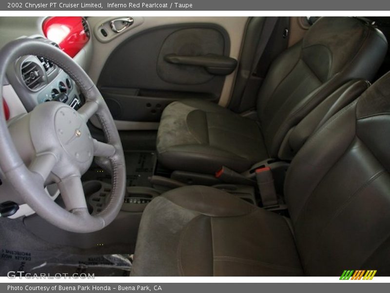 Inferno Red Pearlcoat / Taupe 2002 Chrysler PT Cruiser Limited
