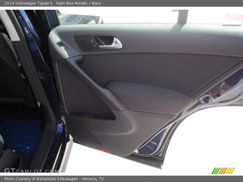 Night Blue Metallic / Black 2014 Volkswagen Tiguan S
