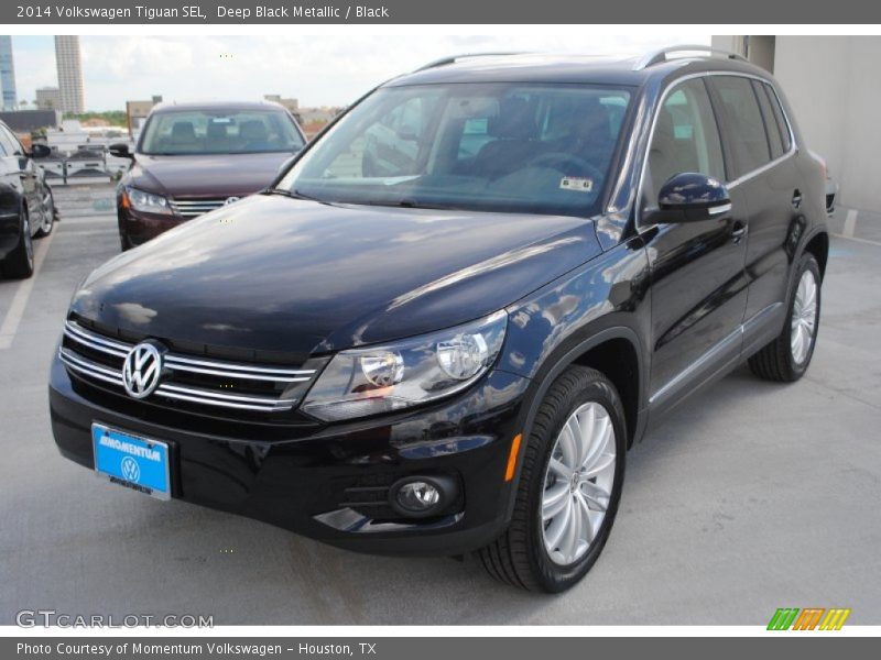 Deep Black Metallic / Black 2014 Volkswagen Tiguan SEL