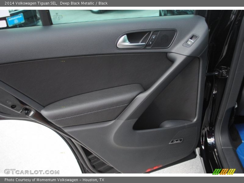 Deep Black Metallic / Black 2014 Volkswagen Tiguan SEL