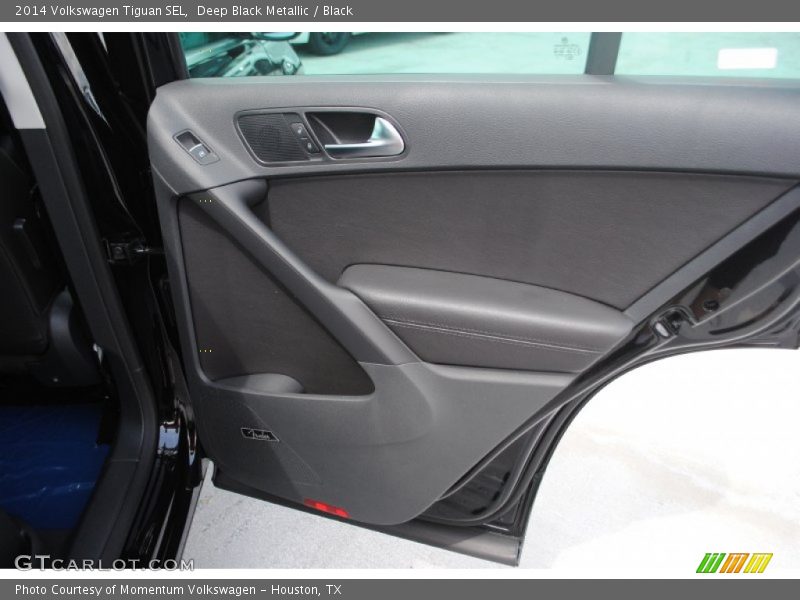 Deep Black Metallic / Black 2014 Volkswagen Tiguan SEL
