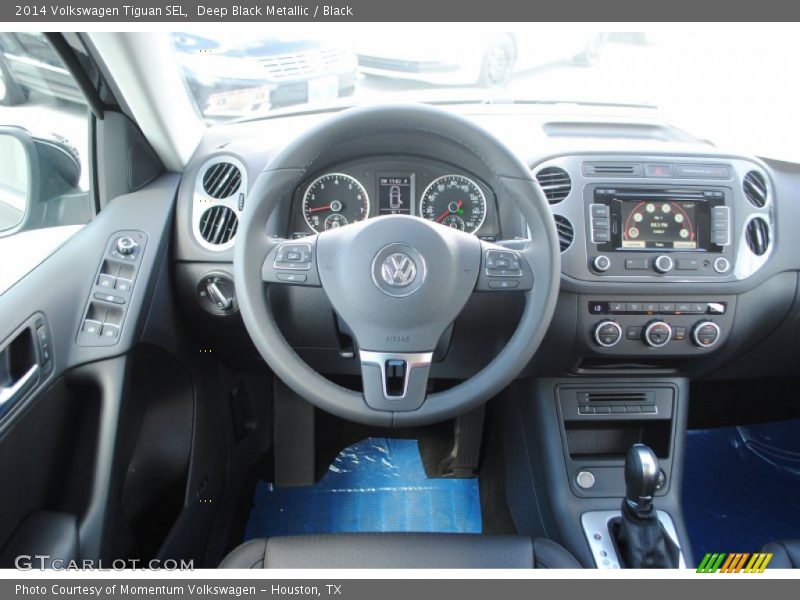 Deep Black Metallic / Black 2014 Volkswagen Tiguan SEL
